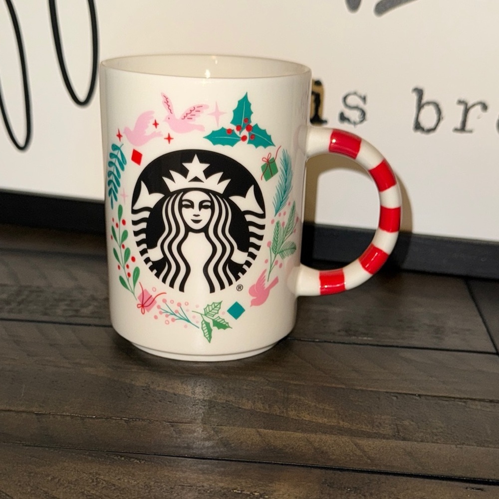NWT 2018 Starbucks Coffee Co. Holiday Collection 12oz Candy Cane Coffee Mug Cup